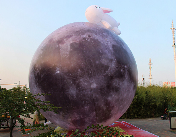 中秋发光月球发光兔子户外灯光亮化美陈