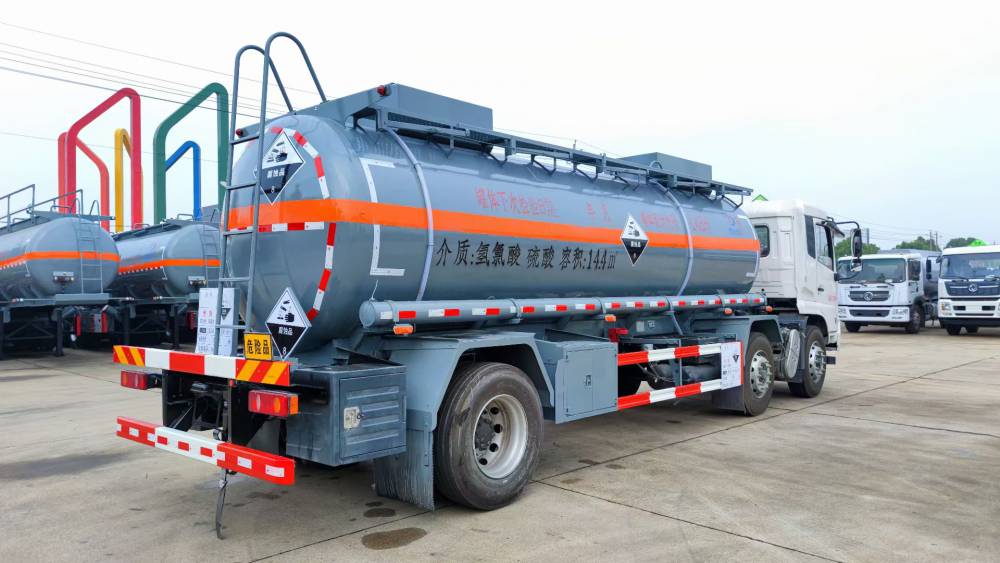 8类危险品罐车次氯酸钠运输车做不锈钢罐吗