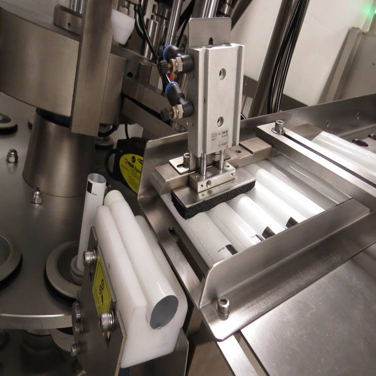 医药乳膏软管灌装机遮瑕隔离乳液封尾机植物奶油液灌装封尾机