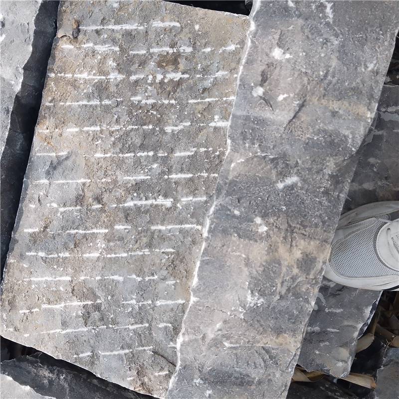 景墙设计干砌石挡墙天然垒墙石乱石红色垒墙石厂家