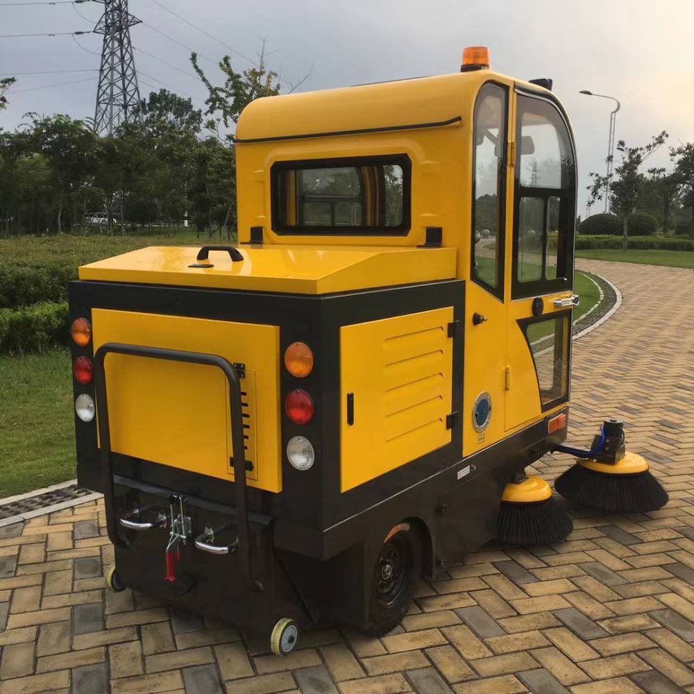 电动扫路车道路清扫车多功能环卫扫路车