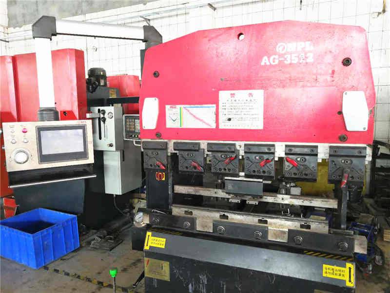 二手新兴田折弯机15米ag3512下动式液压数控折弯机