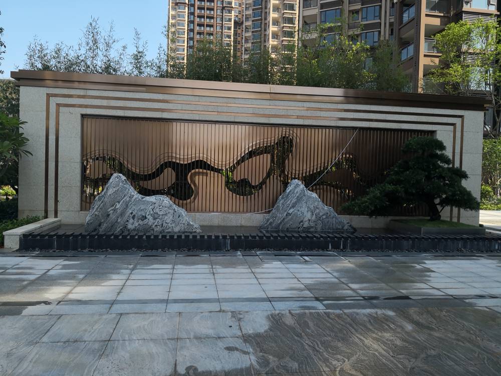 金属艺术景墙屏风隔断浮雕水切割加工哪家好