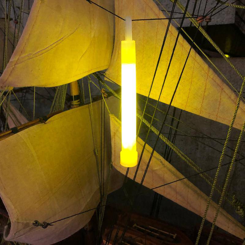 野外应急照明应急求救照明棒户外露营探险应急荧光棒