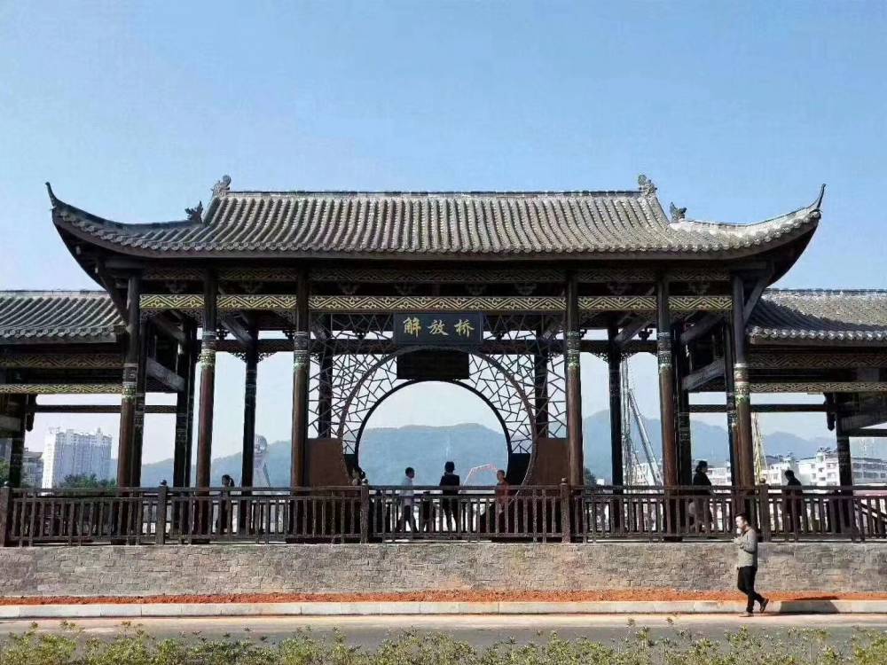 武汉文化长廊木结构长廊