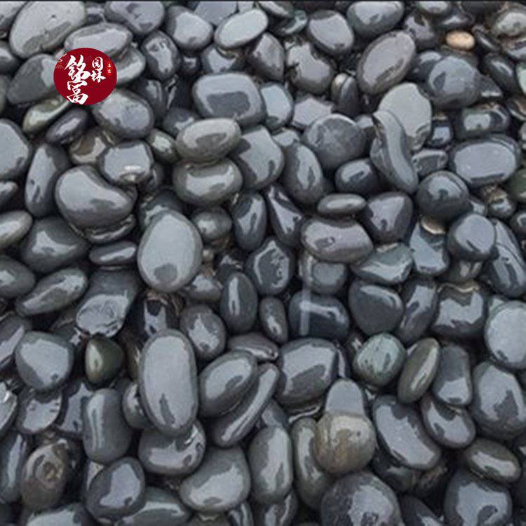 广西黑色抛光鹅卵石产地 园林景观鹅卵石水洗原石 工程铺路石子
