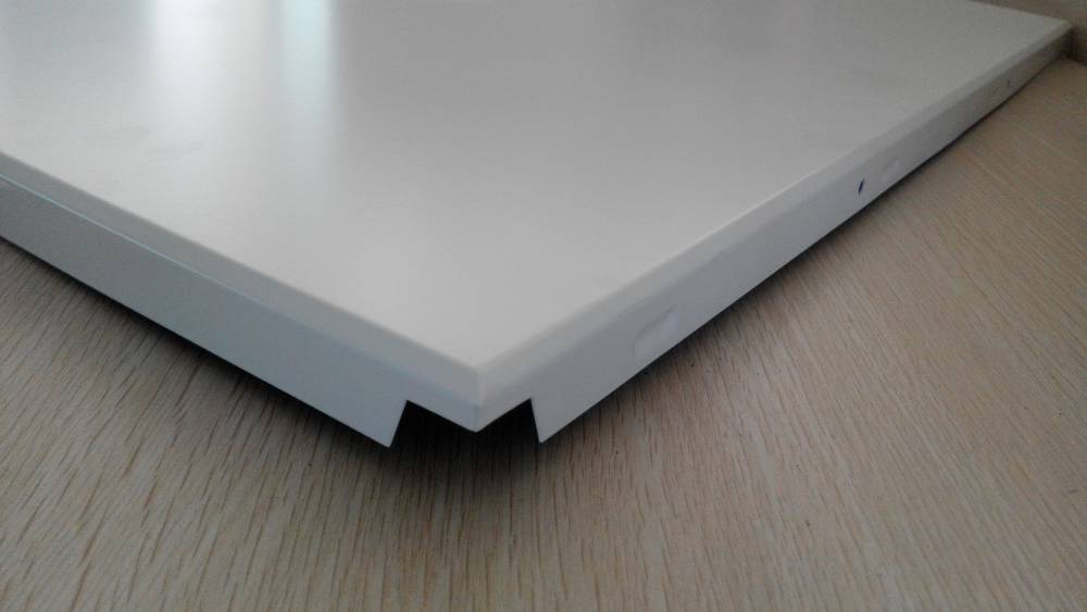 写字楼办公室顶面装修隔音白色微孔08mm镀锌钢板天花