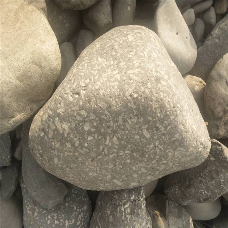 鹅卵石种类 普通鹅卵石价钱多少钱一吨 荣茂