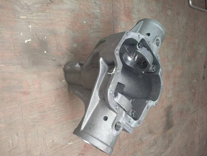 特雷克斯tr60tr100差速器壳体总成前后刹车鼓