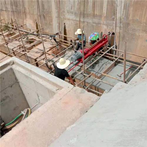 云南昆明履带潜孔钻机安全保障 云南昆明履带潜孔钻机安全保障