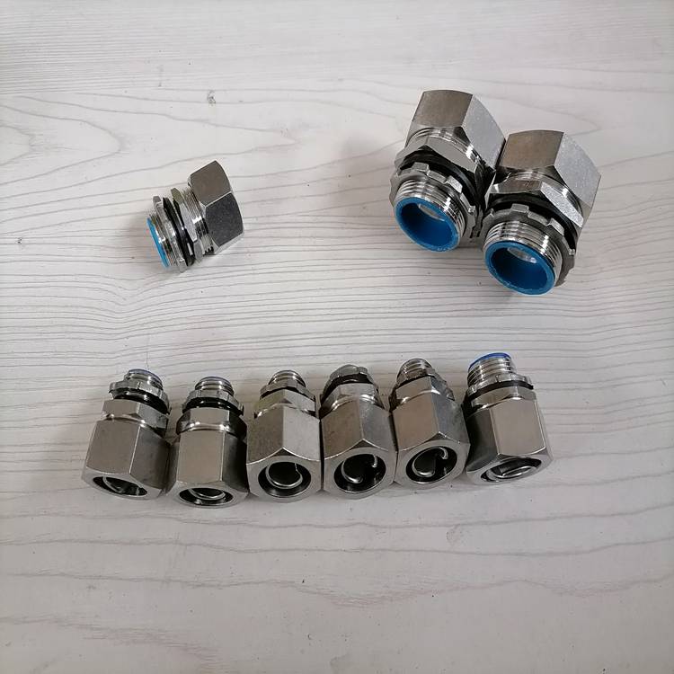 出口不锈钢锁紧软管固定头电缆保护管38穿线波纹管接头