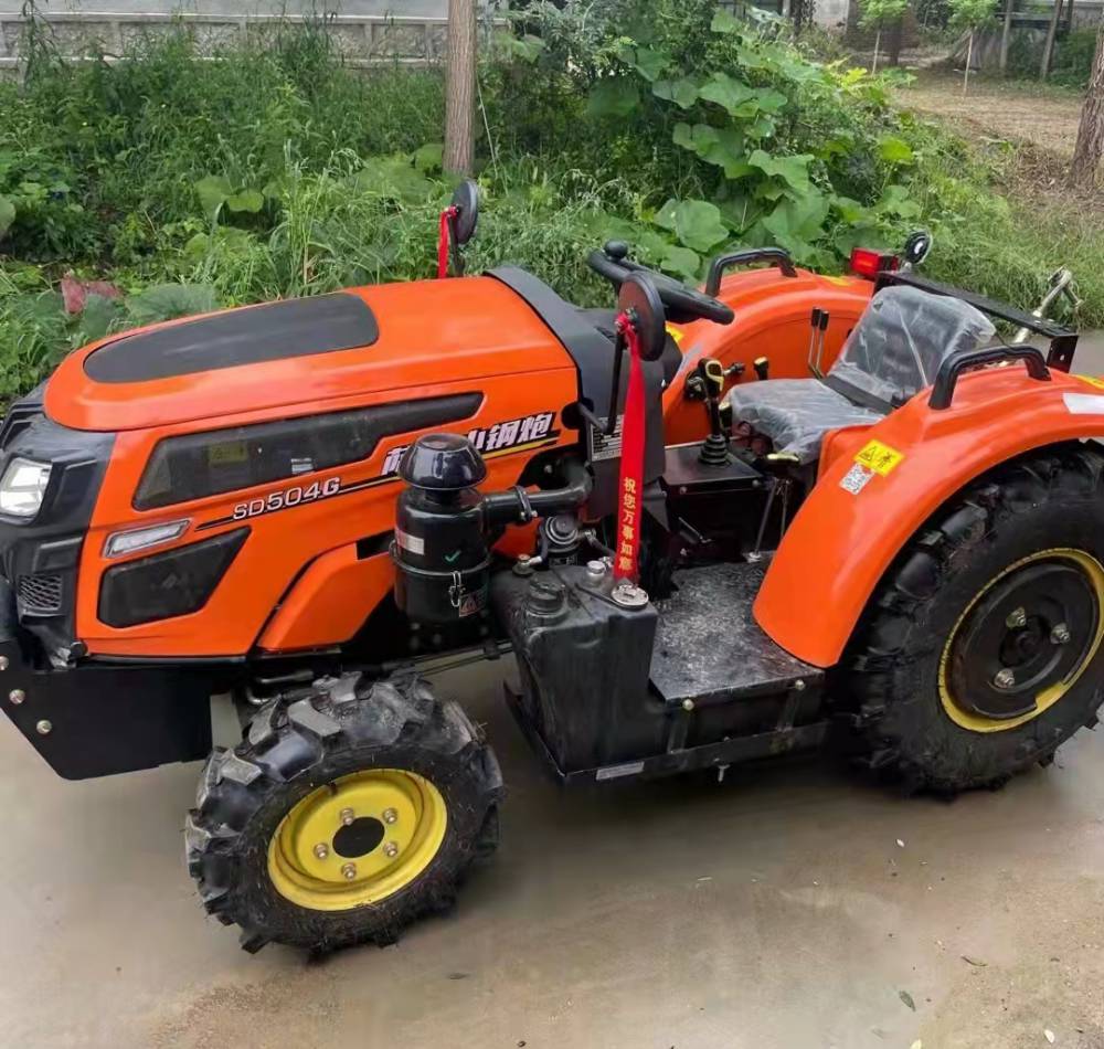 多缸四轮四驱拖拉机萨丁504小钢炮低矮型大棚王果园拖拉机