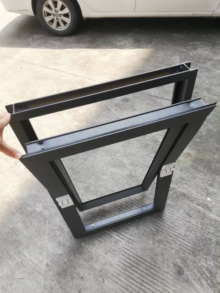 供应电动中悬窗手动中悬窗图片