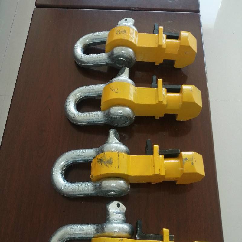 集装箱用旋转式吊环双箱伸缩式侧拉平角集装箱钩厂家