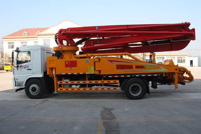 山东泵车价格陕汽砼泵车臂架泵