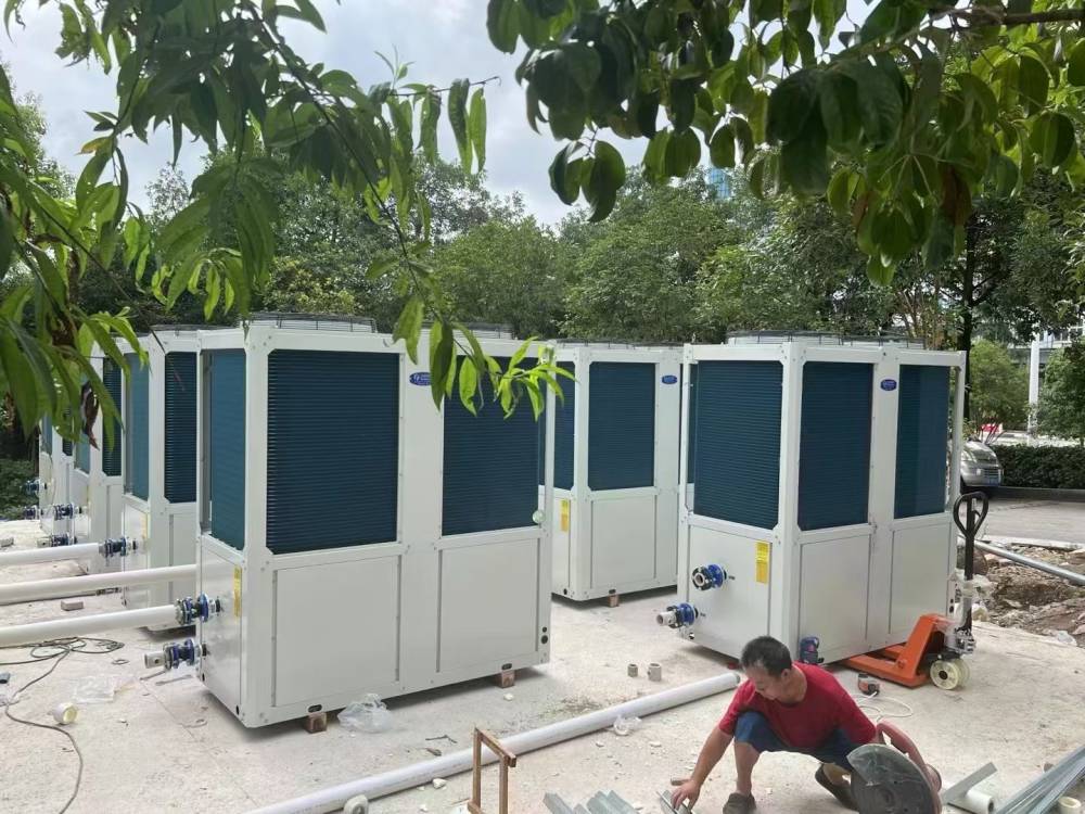 浴池太阳能热水工程
