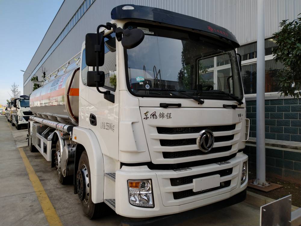 东风锦程小三轴玉柴270马力国六16吨运油车油罐车厂家直售图片