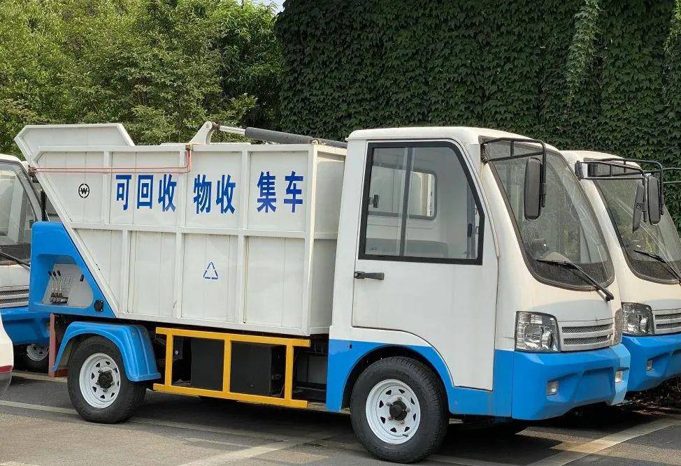 矿大回收用自卸自装低碳环保电动挂桶废品垃圾回收车hsc50型卫生方便