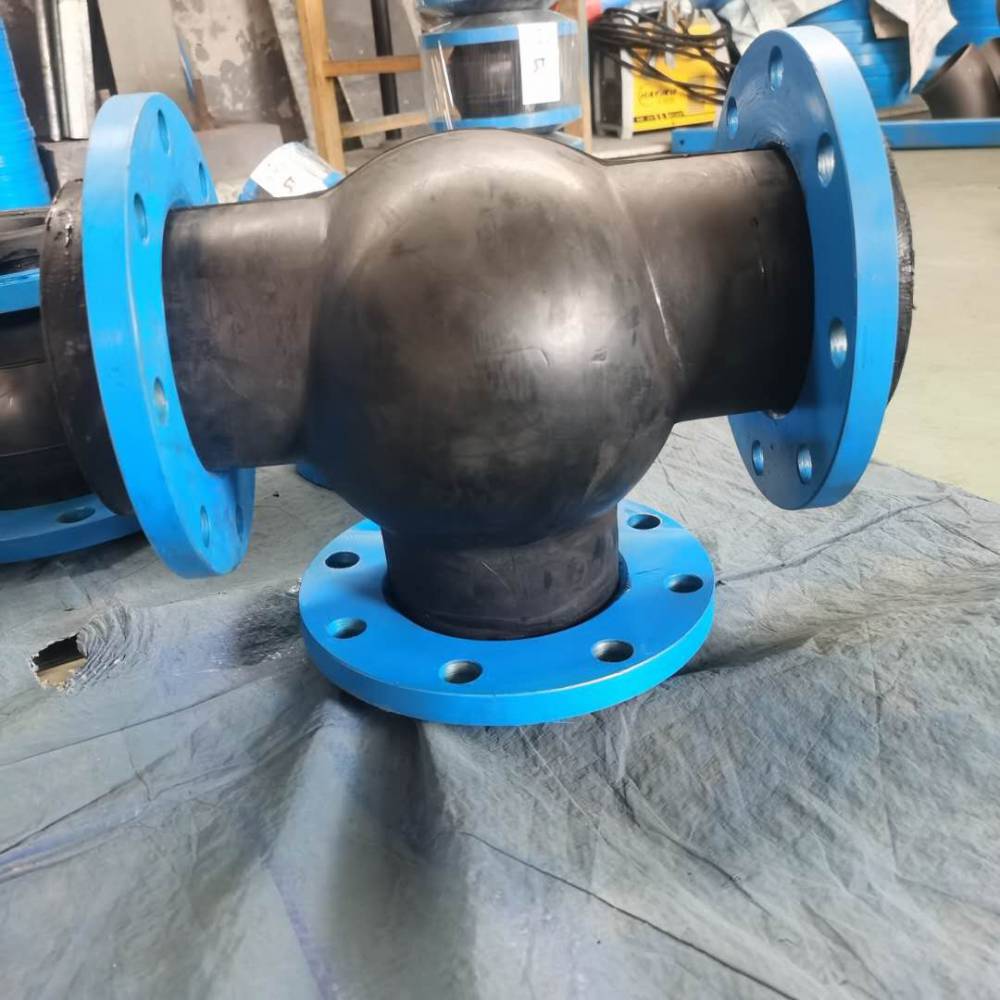 供应厦门污水处理用jgd型橡胶软接头dn300橡胶三通保量