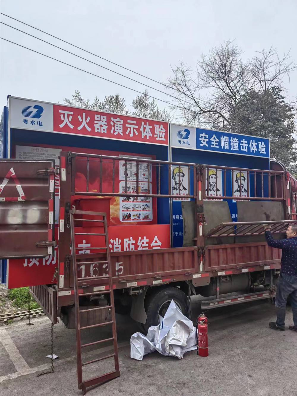 云南昆明工地VR安全体验区/一站式建筑安全体验馆专业生产厂家