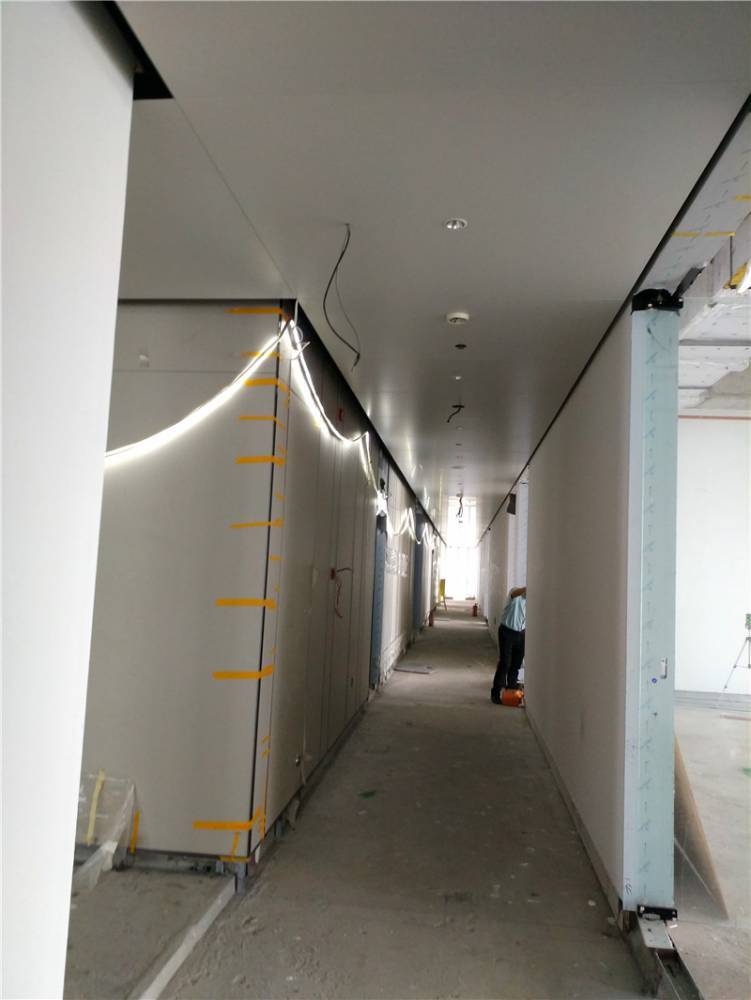 勾搭铝蜂窝板走廊吊顶效果图