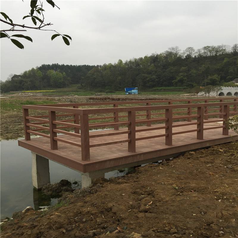 重庆防腐木厂家防腐木景观台防腐木地板定制防腐木坐凳防腐木平台施工