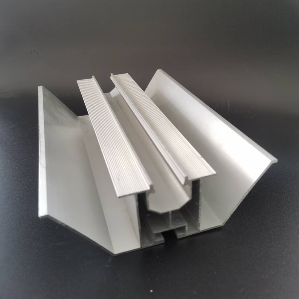 光伏防水w型支架导水槽中压盖板选山东中正金属屋面厂家