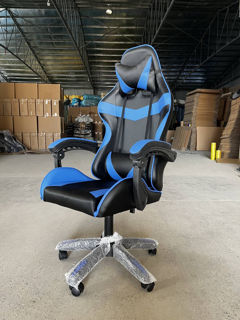 联动扶手铁框架电竞椅