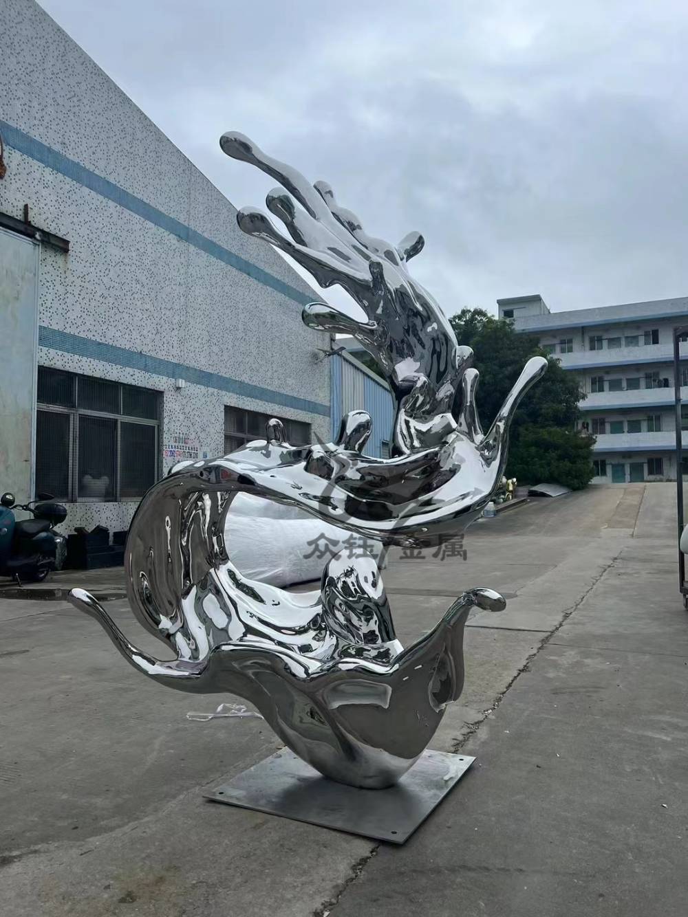不锈钢镜面海浪造型雕塑水花水滴海浪售楼部水景系列雕塑