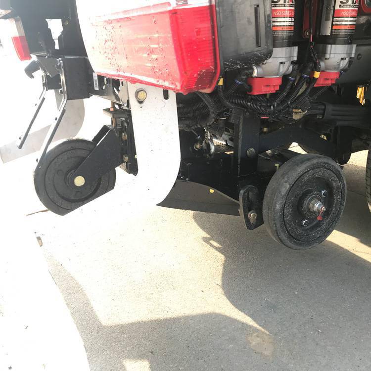 昌平区扫地车道路清扫车_8方扫地车道路清扫车_实力厂家