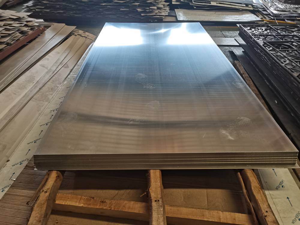 惠州304热轧不锈钢板316l不锈钢热轧拉丝板310s中厚板定尺开平