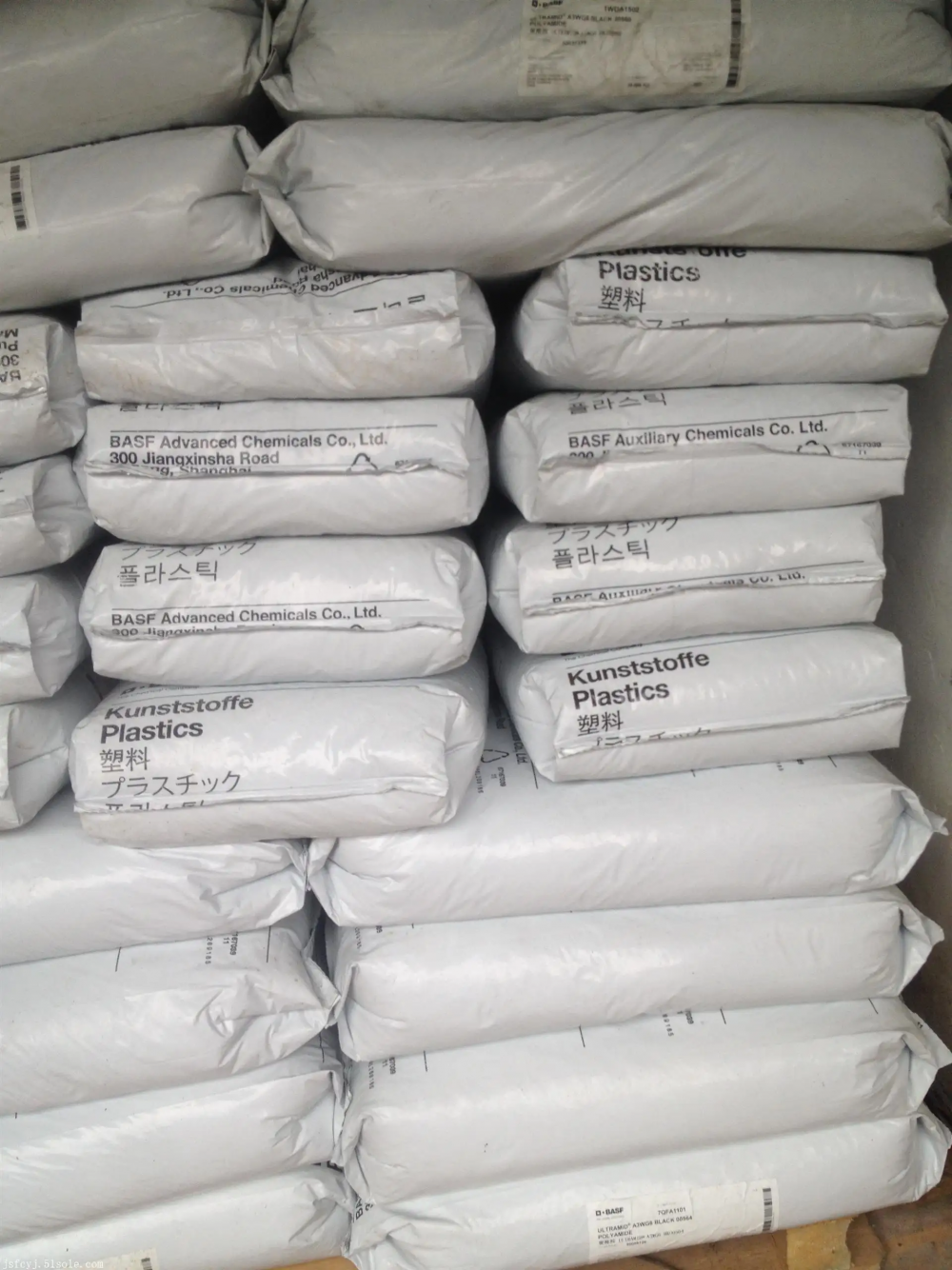 德国巴斯夫poms13200021unc高刚性高耐热
