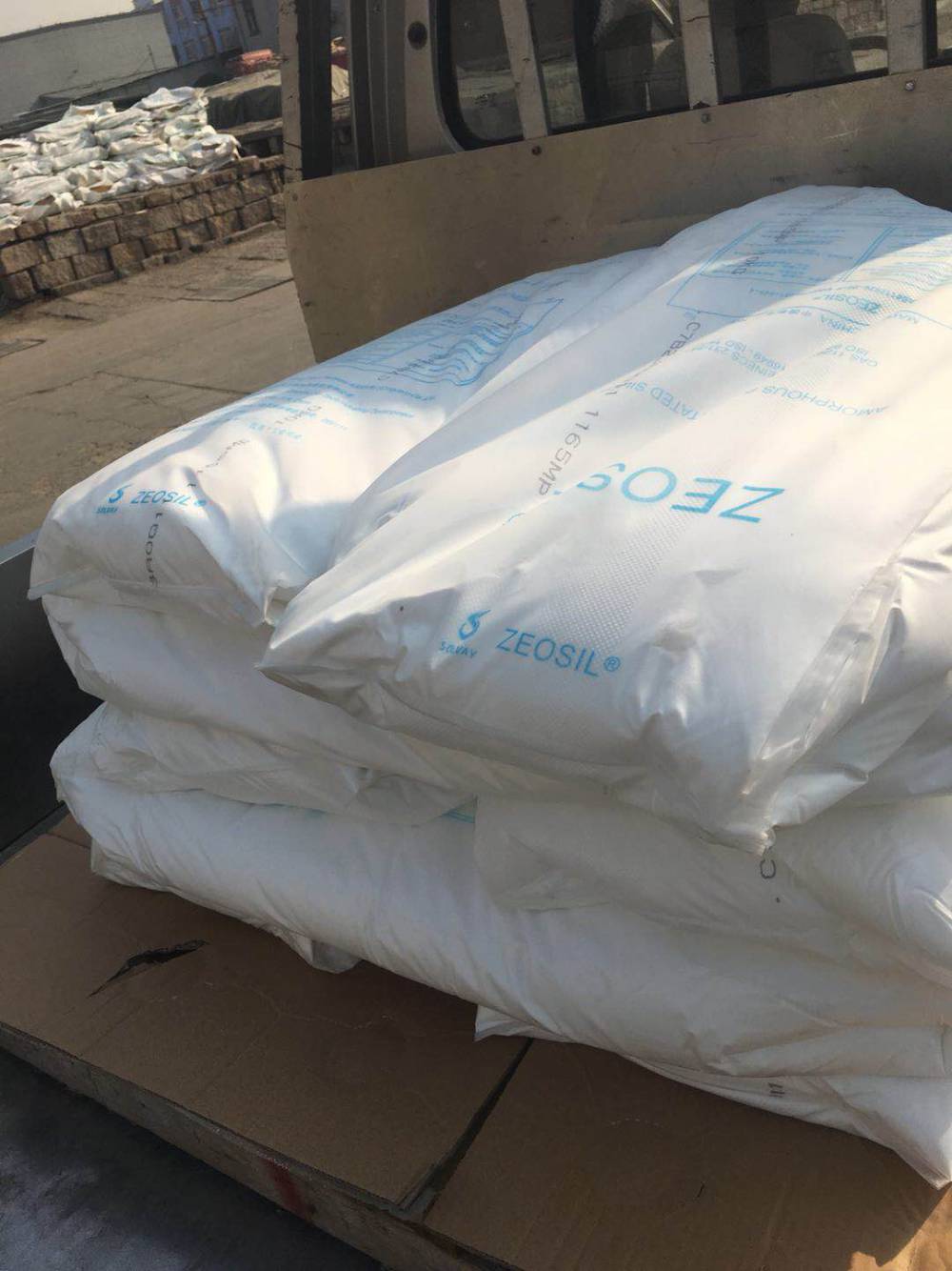 罗地亚汽车密封鞋底环保橡胶高分散微珠状沉淀法白炭黑图片