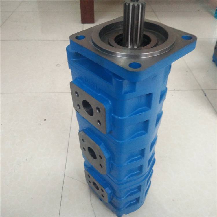 金科580钻机泊姆克三联泵1115133636