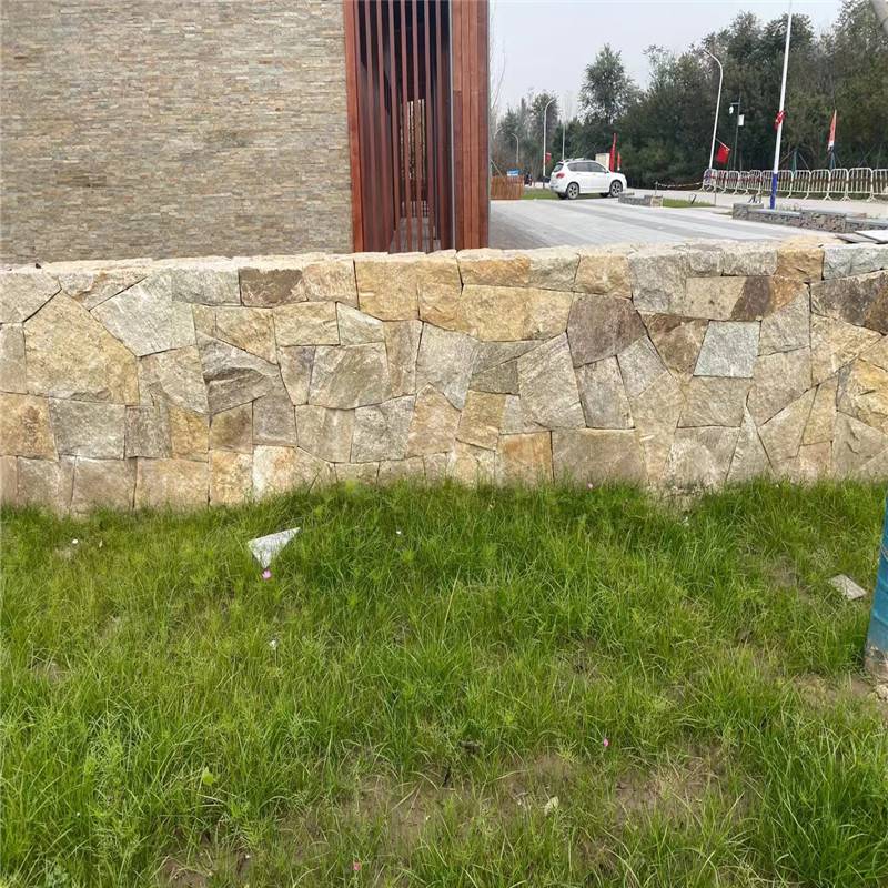 农家院格调虎皮石围墙砌筑虎皮石乱石墙虎皮黄垒墙石
