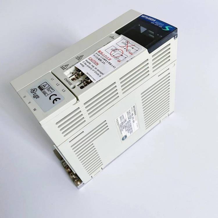 三菱伺服驱动器mrj2s40a20b10a6070a100a200a350a