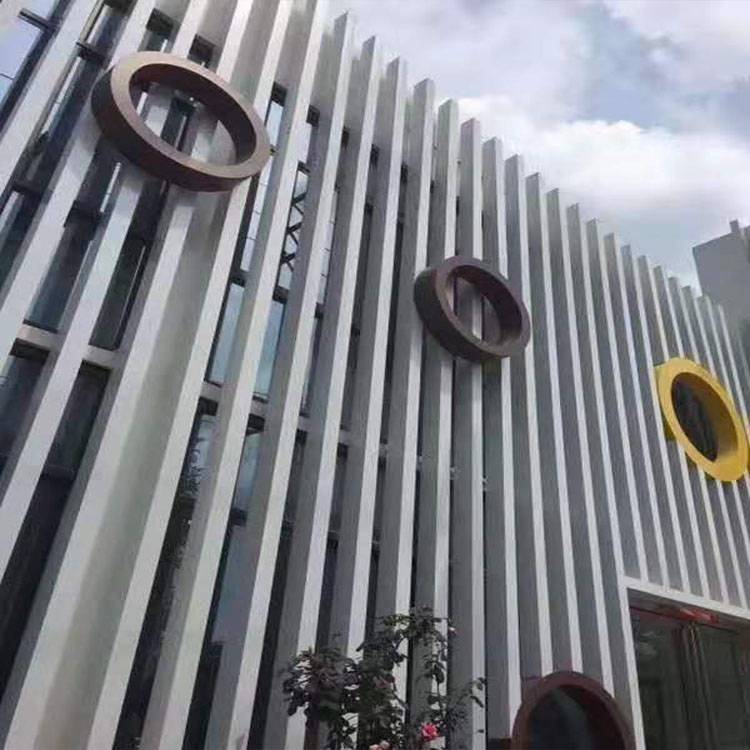 户外广告牌铝方通铝合金方通外墙定制安装一站式服务欧百得