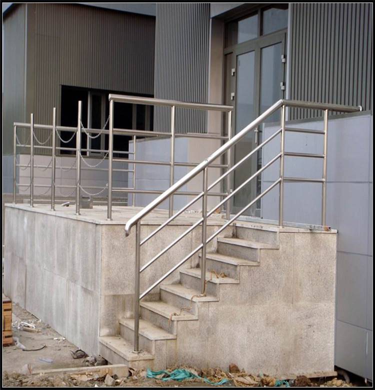 河南郑州金水不锈钢楼梯扶手价格是什么楼梯扶手哪里有