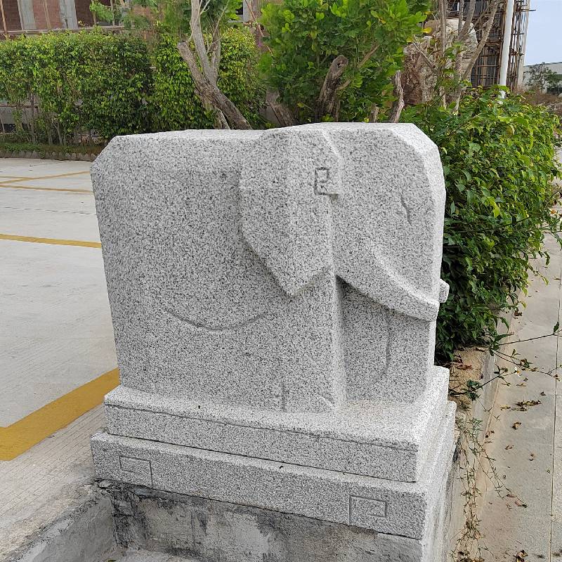 石质动物四大雕刻芝麻灰小摆件一对石雕公母象站像款