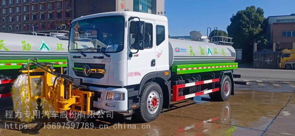 5吨双面城市护栏清洗车高速公路护栏清洗车多少钱一辆