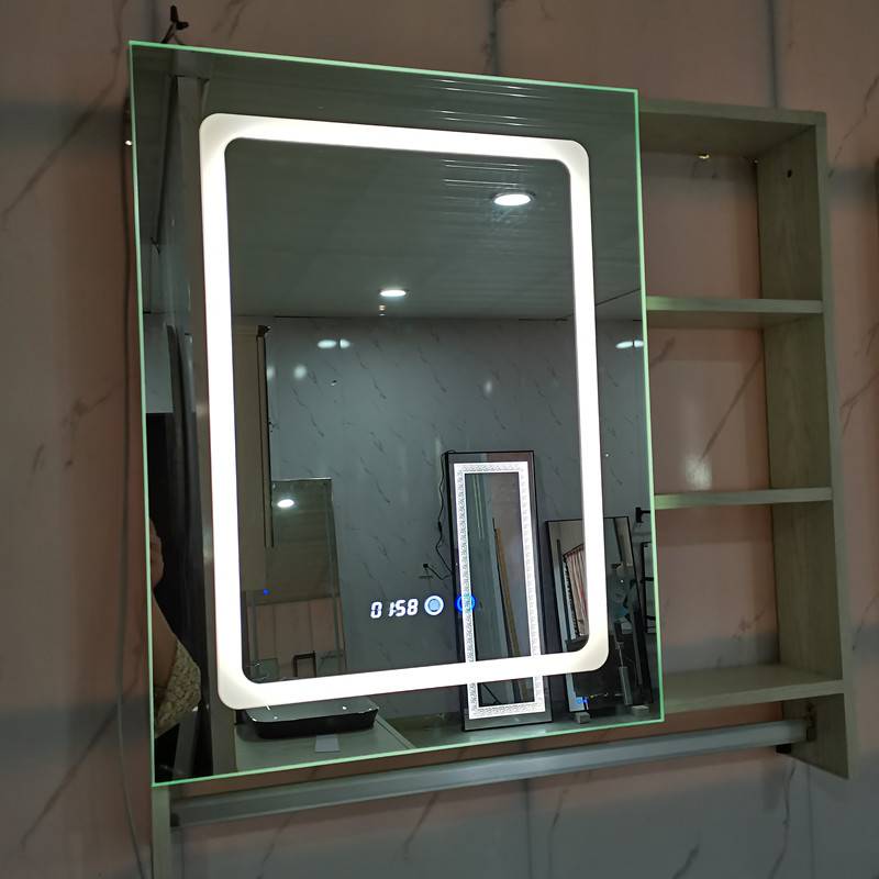 河南许昌定制镜柜门智能镜箱门带灯镜柜门发光吊装镜箱门扇