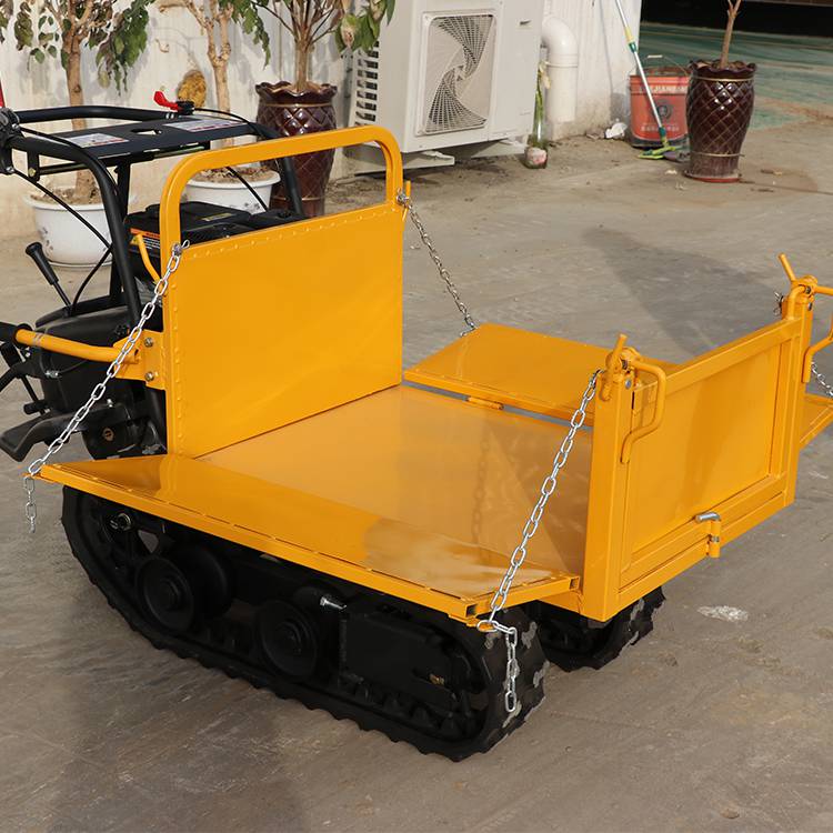 履带运输车操作简单,控制,***设计使得操作不仅快速,节约成本,而且