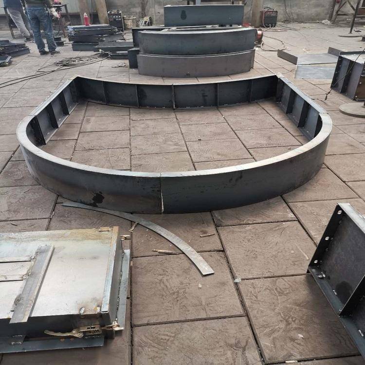 高速拱形骨架模具大坝拱形骨架模具钢板材质工艺精良