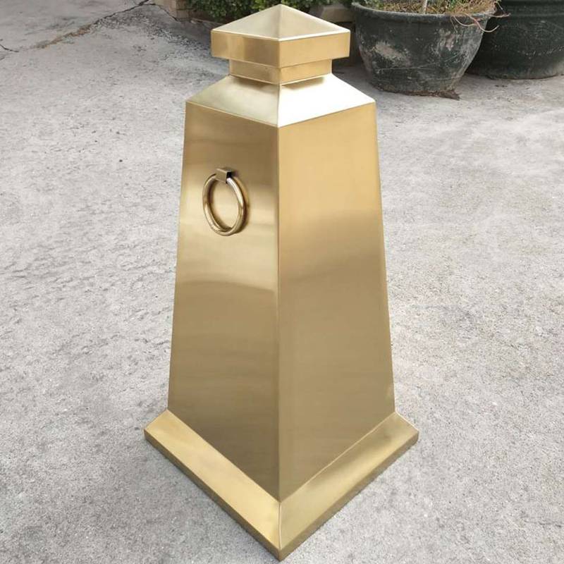 不锈钢圆头路锥路障反光锥物业配套停车场金属请勿泊车警示牌