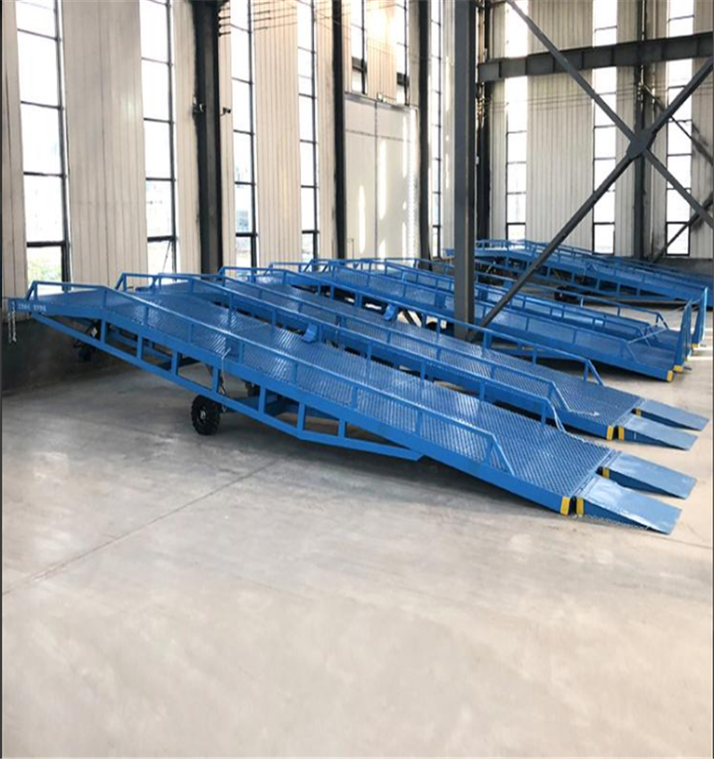 临沂航天牌叉车集装箱爬车平台大型物流仓储升降装车台一年