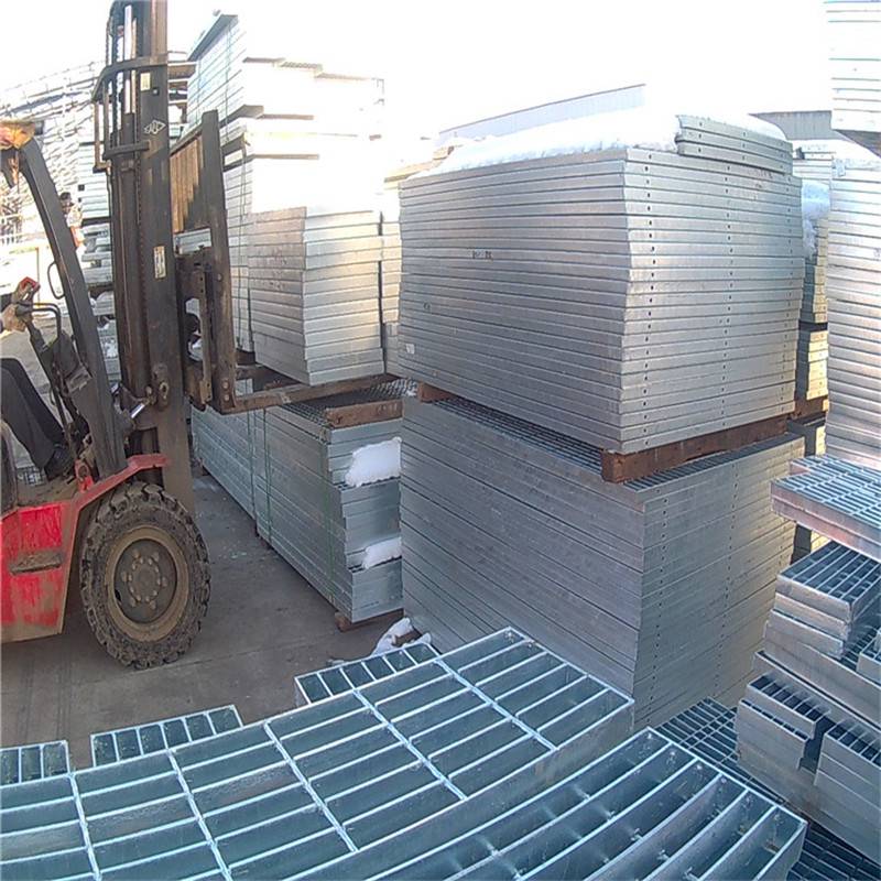 楼梯踏步板排水沟盖板角铁包边格栅板
