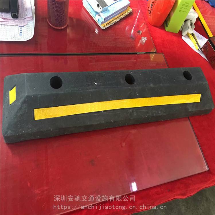 厂家生产可定制颜色沧州钢管挡车器 车挡器