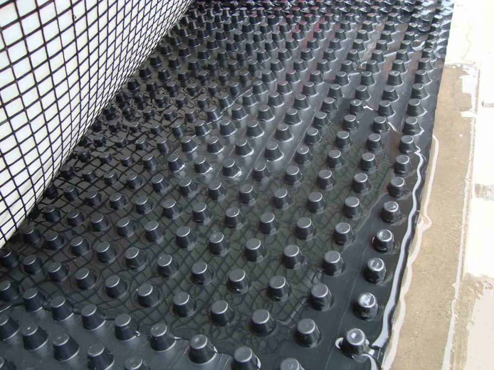 昆山市25厚凹凸型塑料疏水板地下室底板排水板