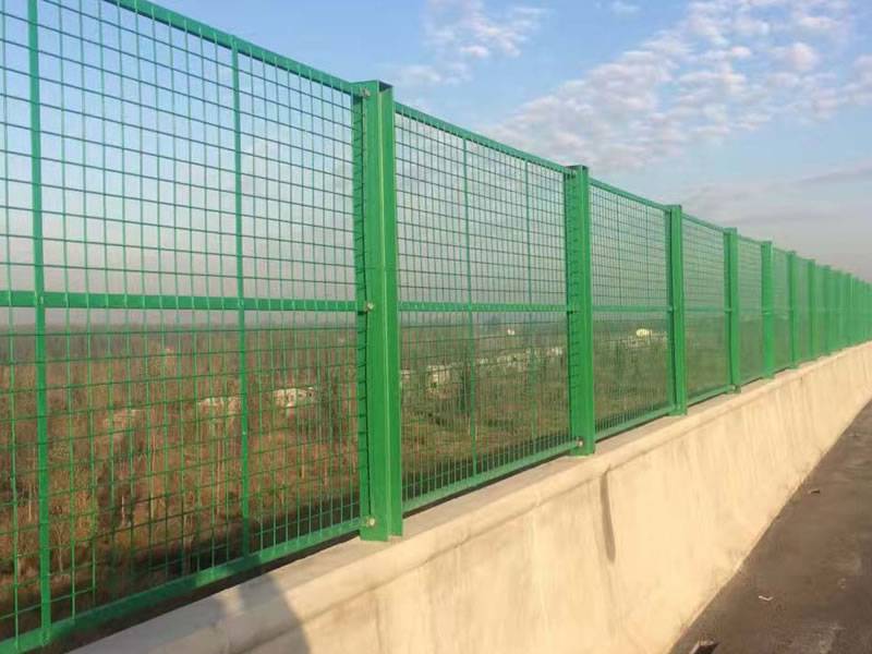 铁丝框架护栏网户外防护网隔离栏铁网子公园围栏