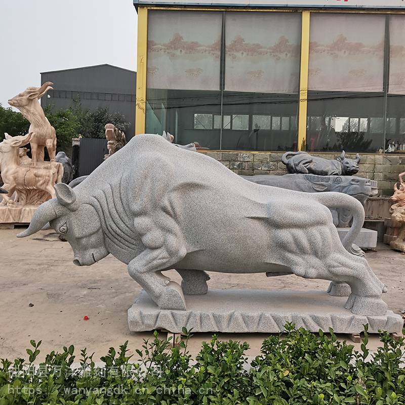 万洋雕刻青石石雕奋进牛奋斗牛大型耕牛拓荒牛十二生肖牛动物雕塑